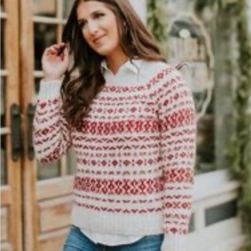 Abercrombie & Fitch Red and White Knit Sweater